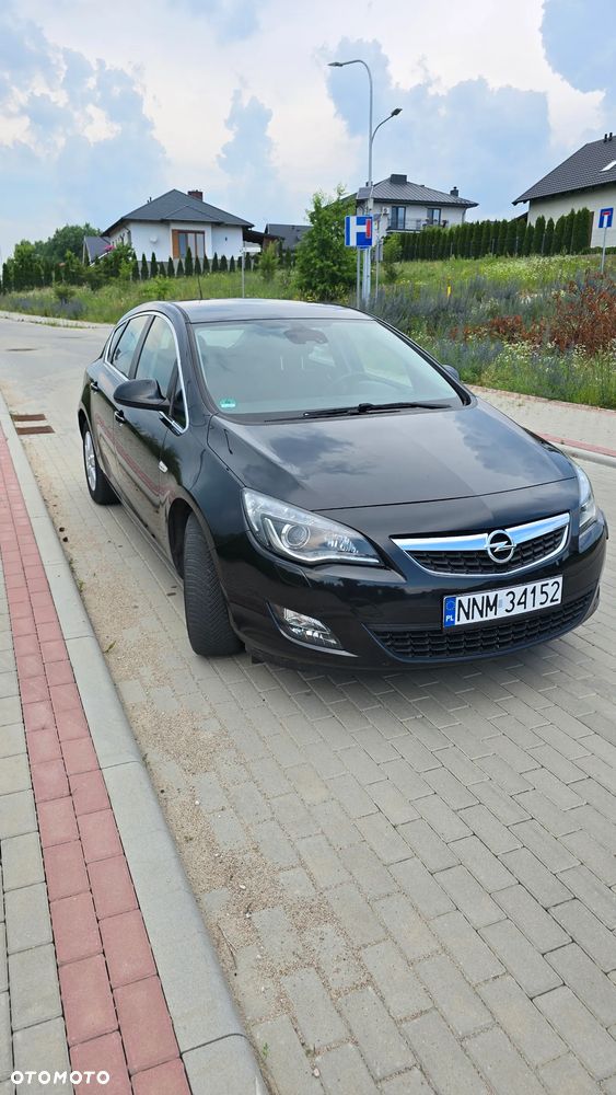 Opel Astra 1.4 Turbo Innovation - 2