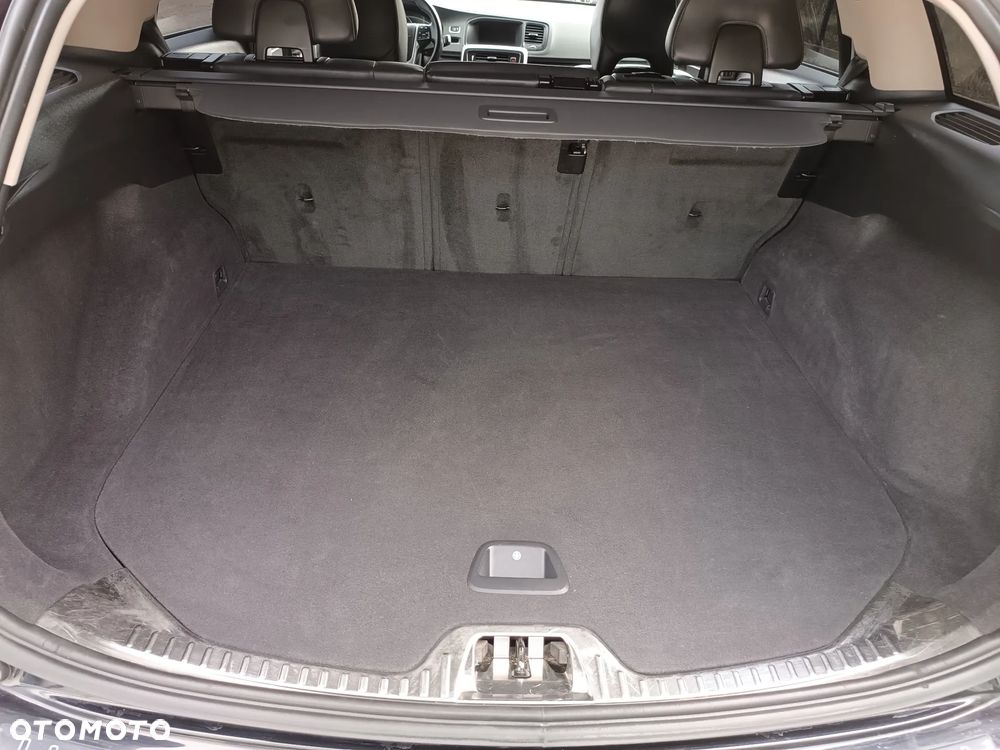 Volvo V60 D2 Drive-E Summum - 32