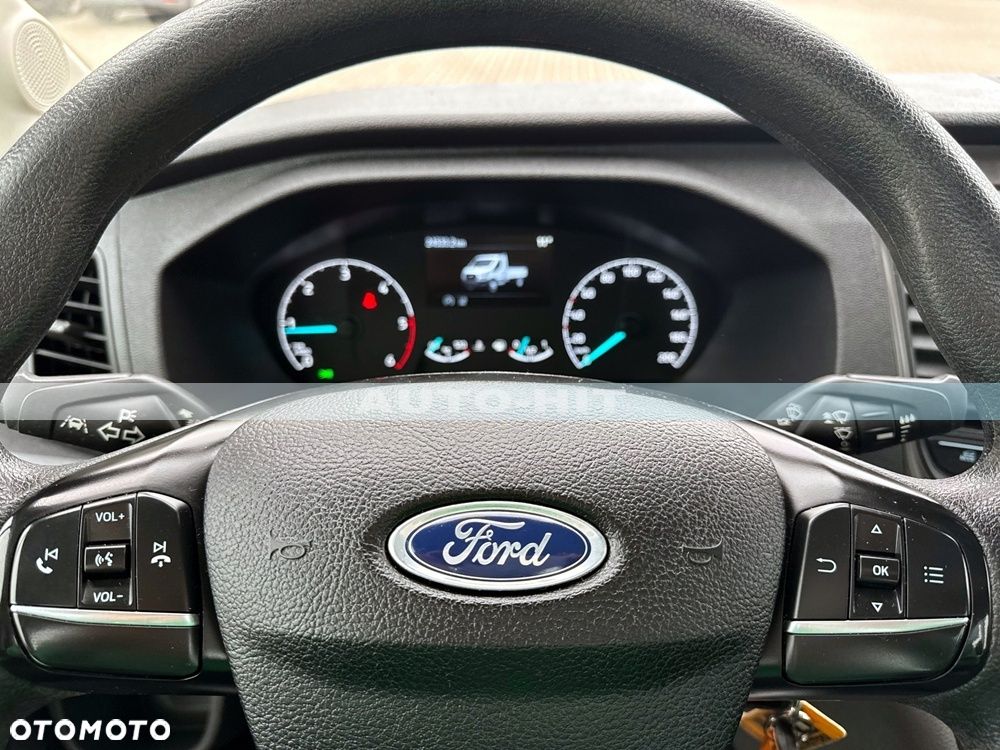 Ford Transit - 30