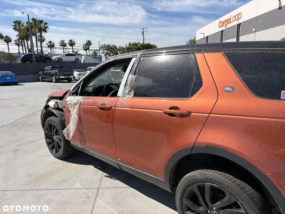 Land Rover Discovery Sport - 9