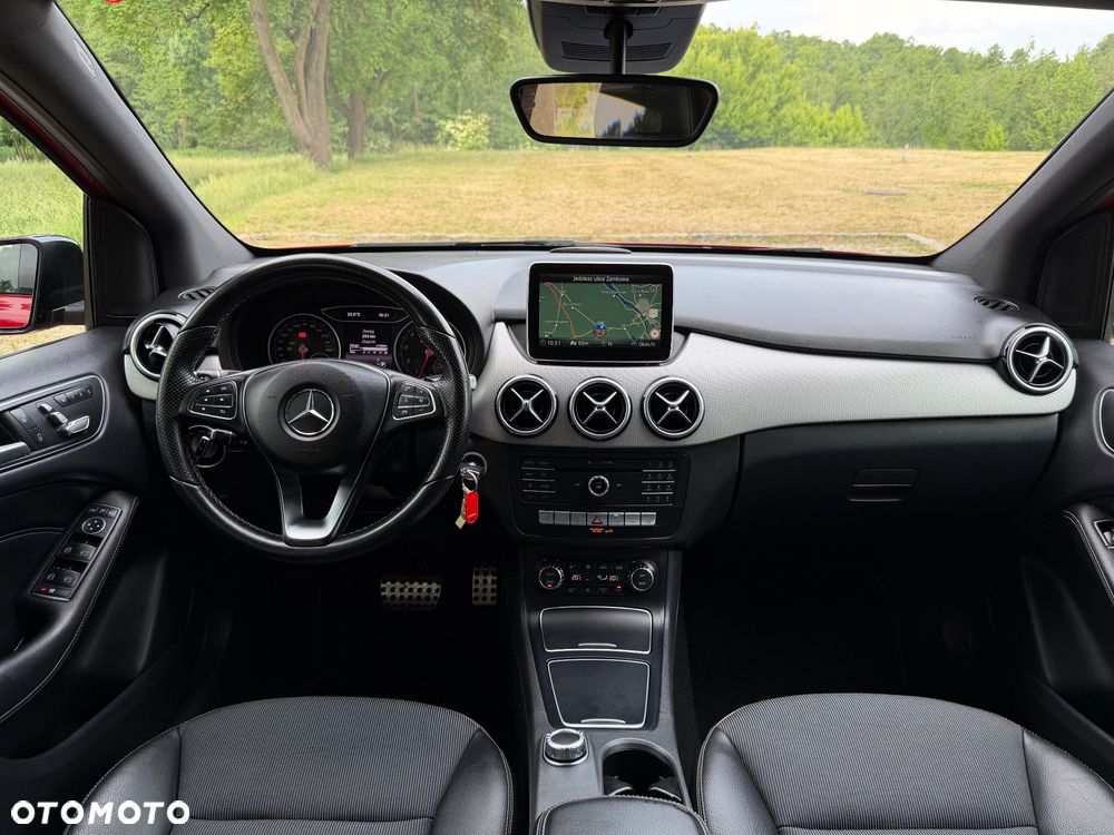Mercedes-Benz Klasa B 180 7G-DCT Urban - 5