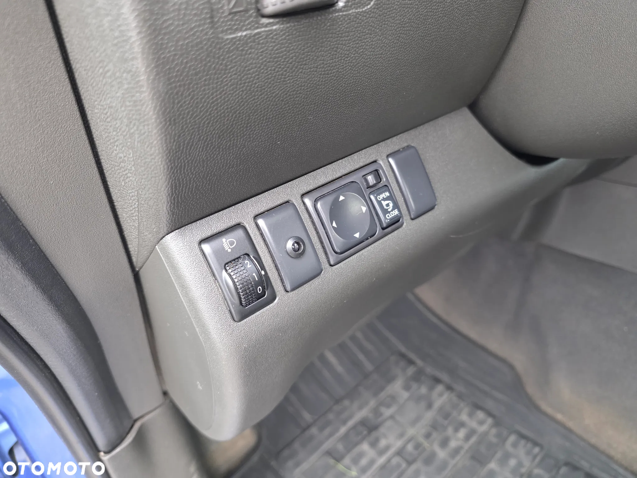 Nissan Navara 3.0 D V6 Platinum - 22
