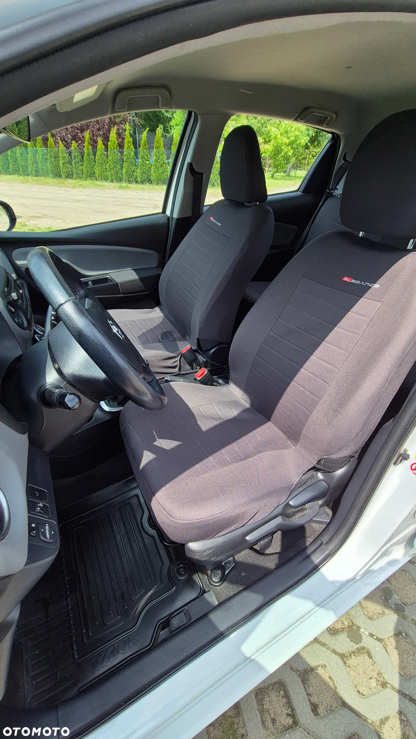 Toyota Yaris - 11