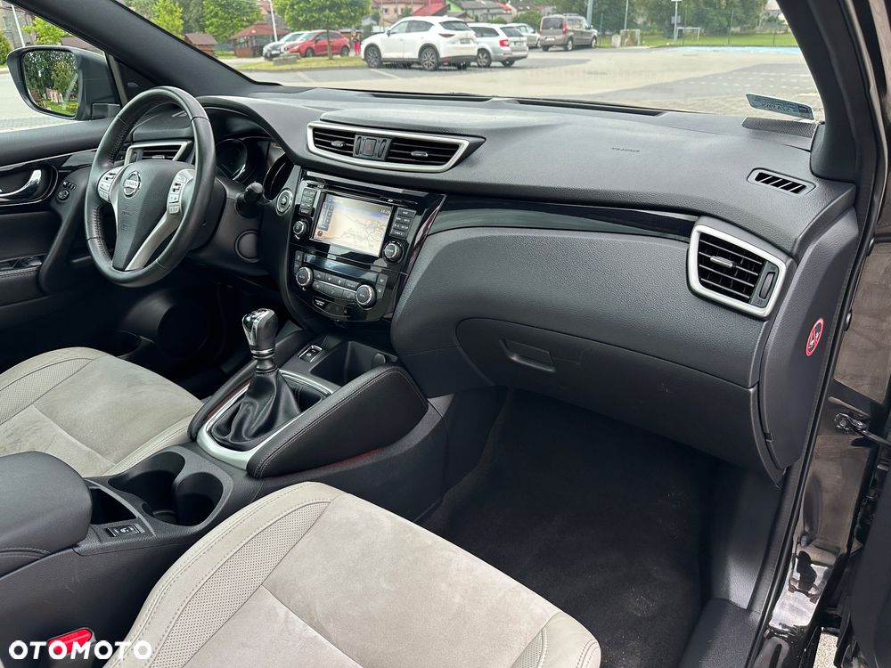Nissan Qashqai 1.6 dCi Tekna S&S - 11