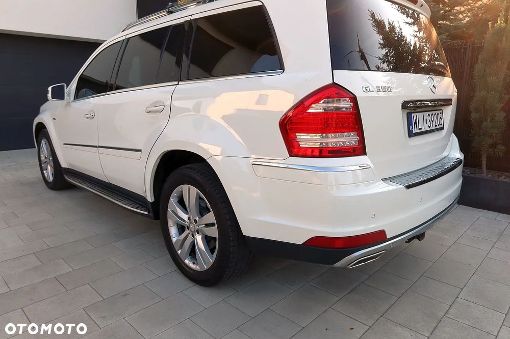 Mercedes-Benz GL 350 BlueTEC - 4