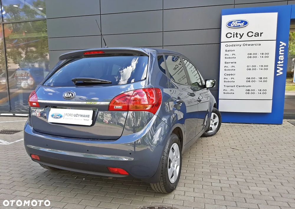Kia Venga 1.6 L - 22