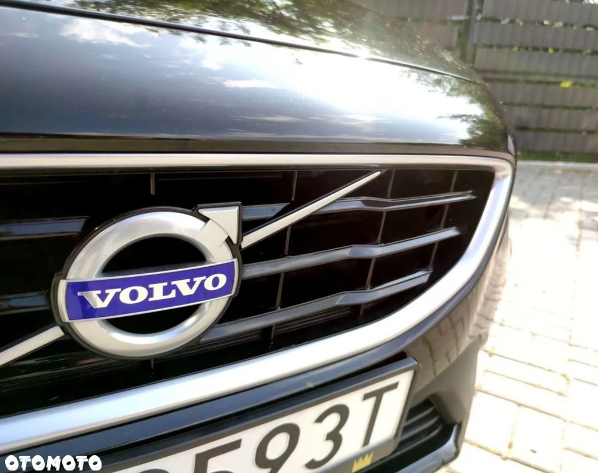 Volvo V40 D2 Drive-E R-Design Kinetic - 13