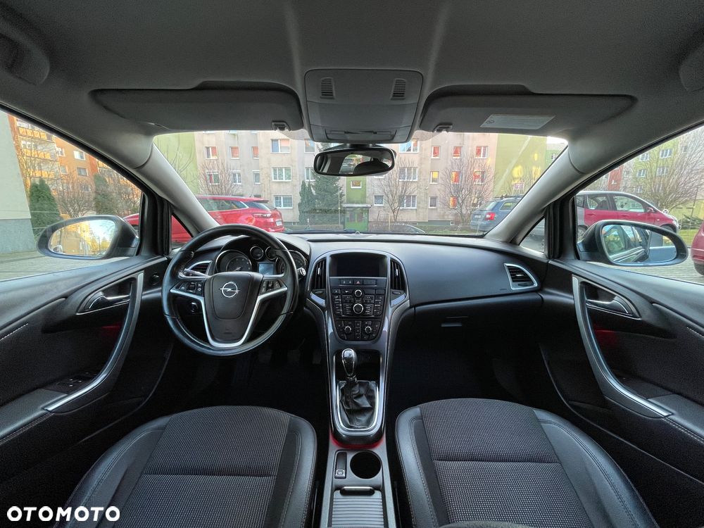 Opel Astra 1.7 CDTI Cosmo - 17