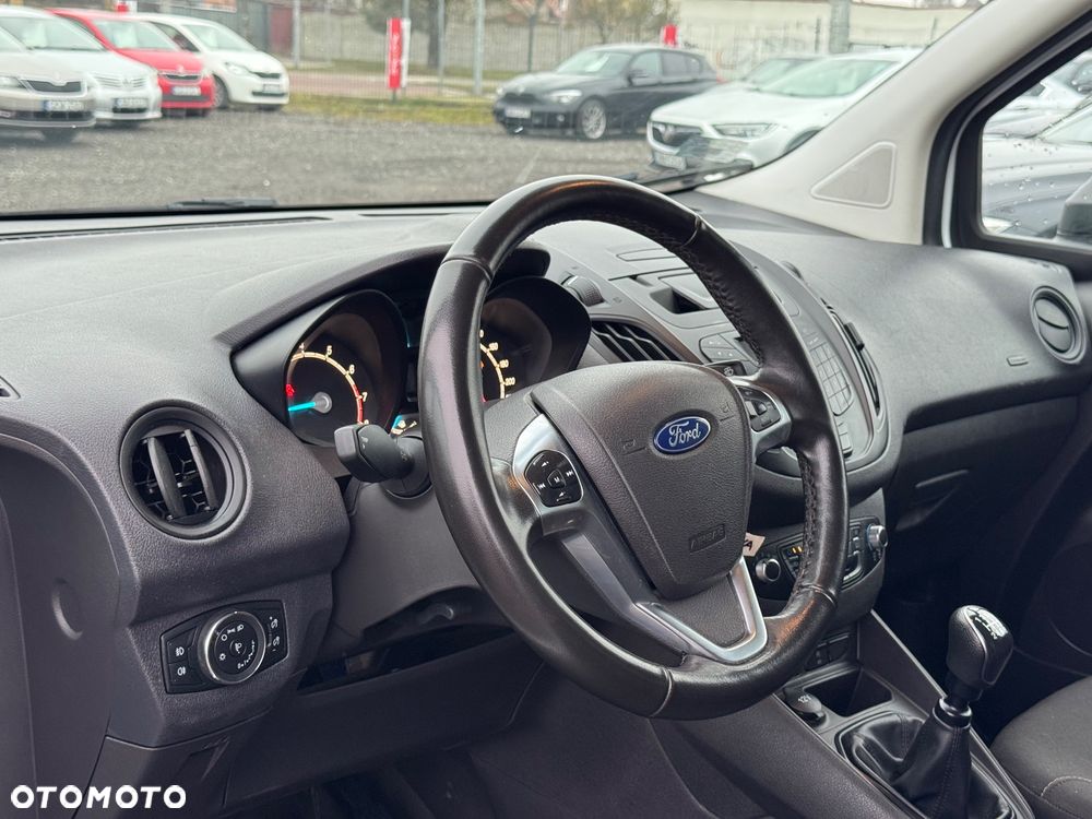 Ford Transit Courier Trend - 17