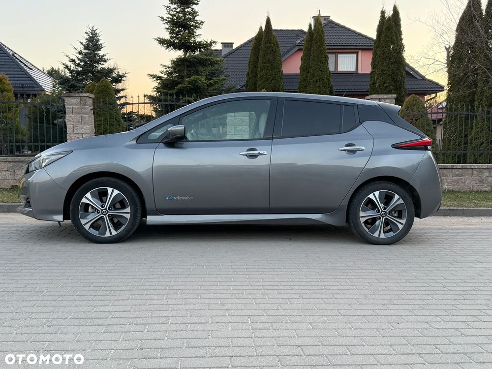 Nissan Leaf 40 kWh Tekna - 3