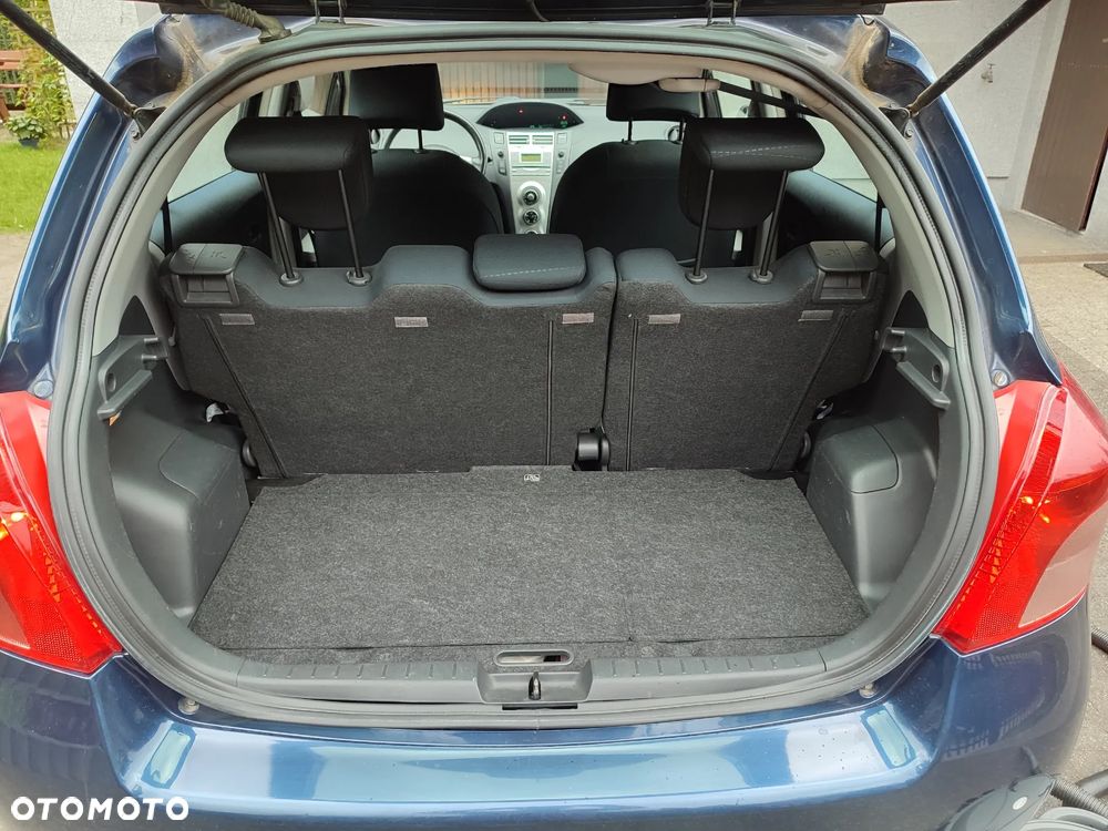 Toyota Yaris 1.0 Luna A/C - 13