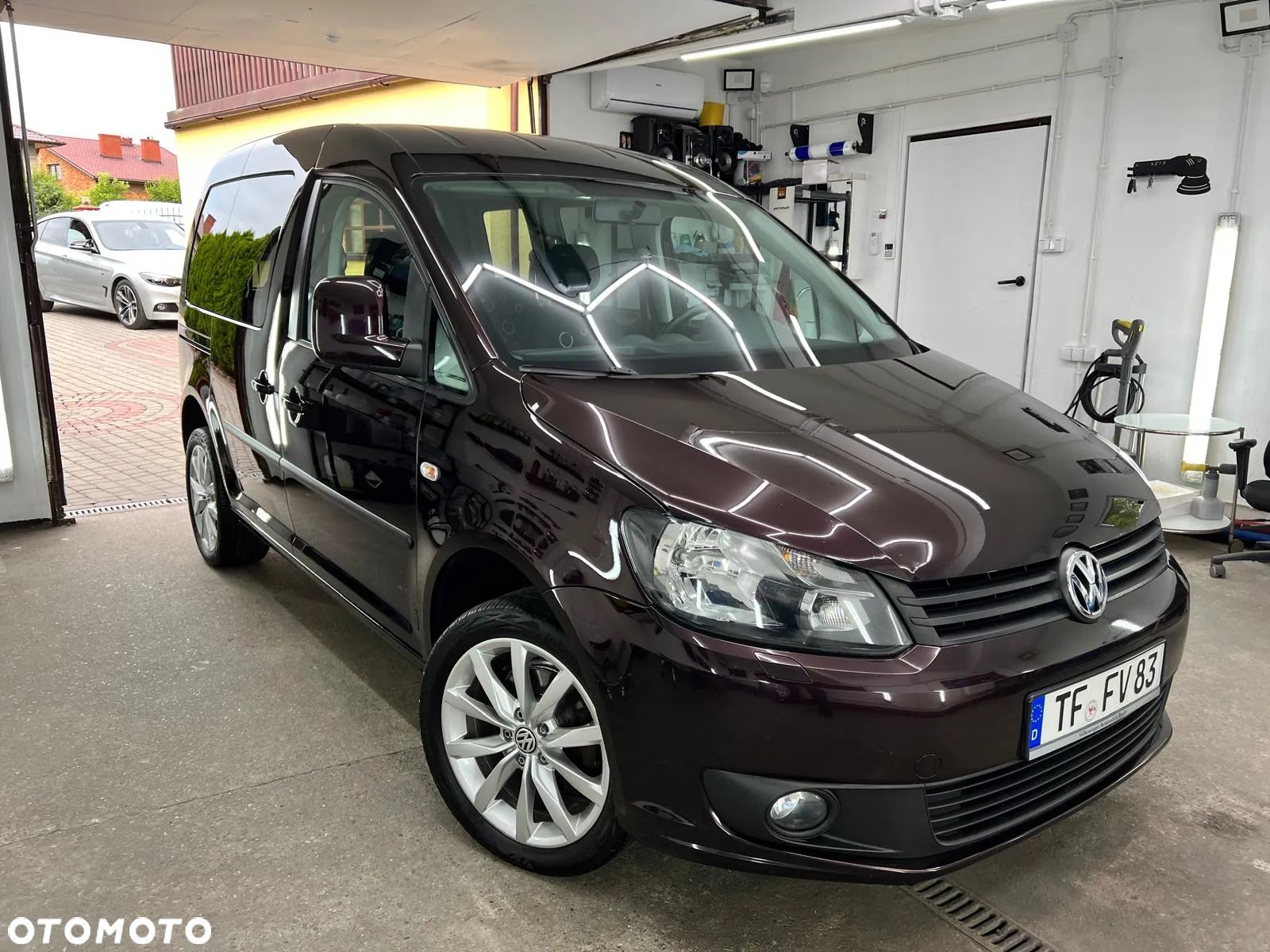 Volkswagen Caddy Maxi 1.6 TDI Highline DSG - 1