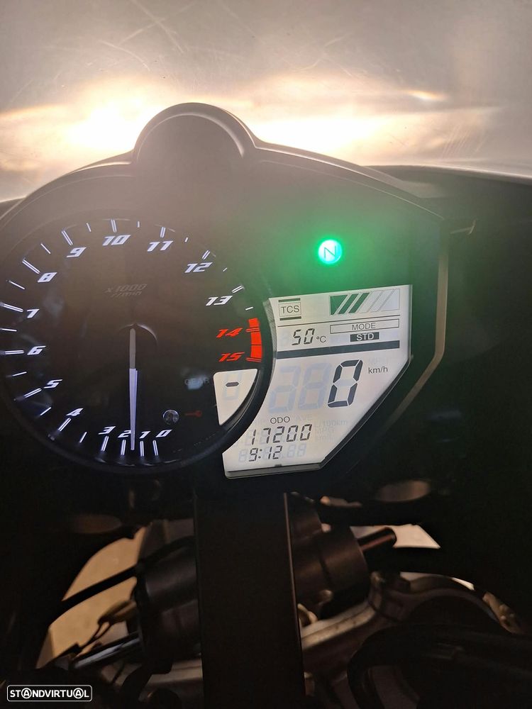 Yamaha YZF - 10