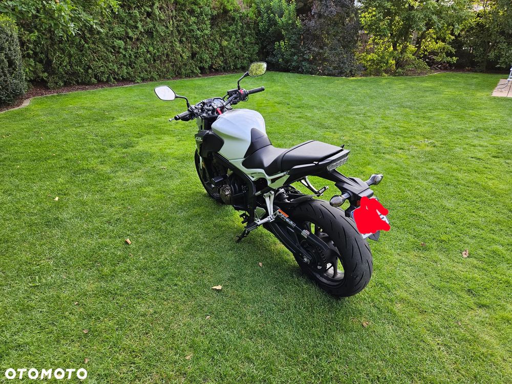 Honda CB - 2