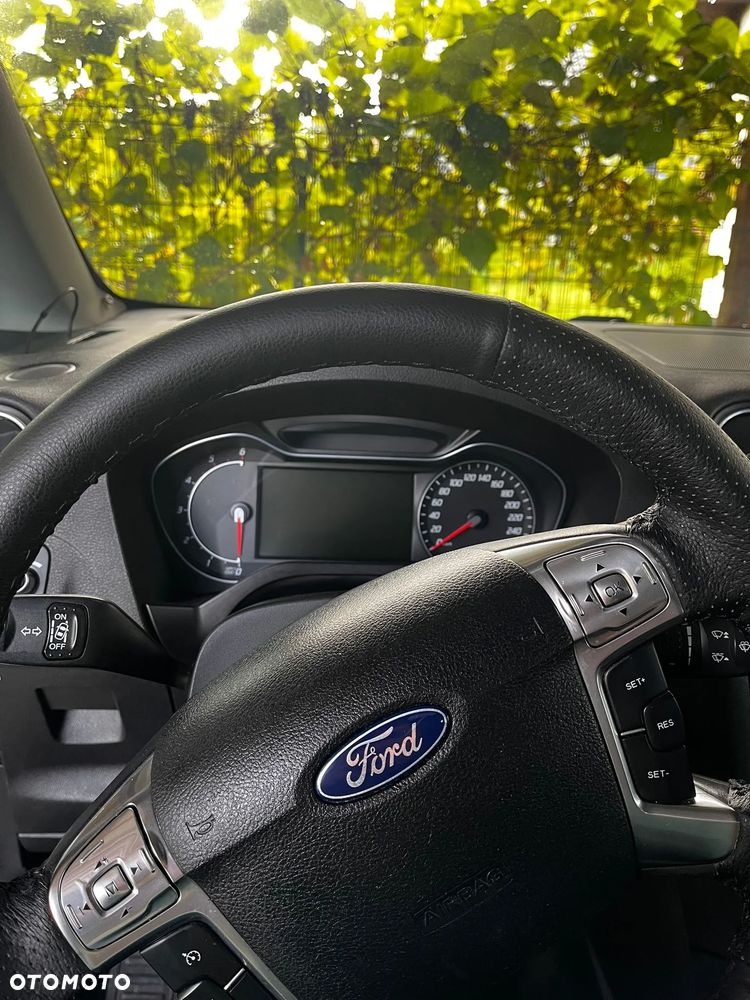Ford Galaxy 2.0 TDCi Titanium - 12
