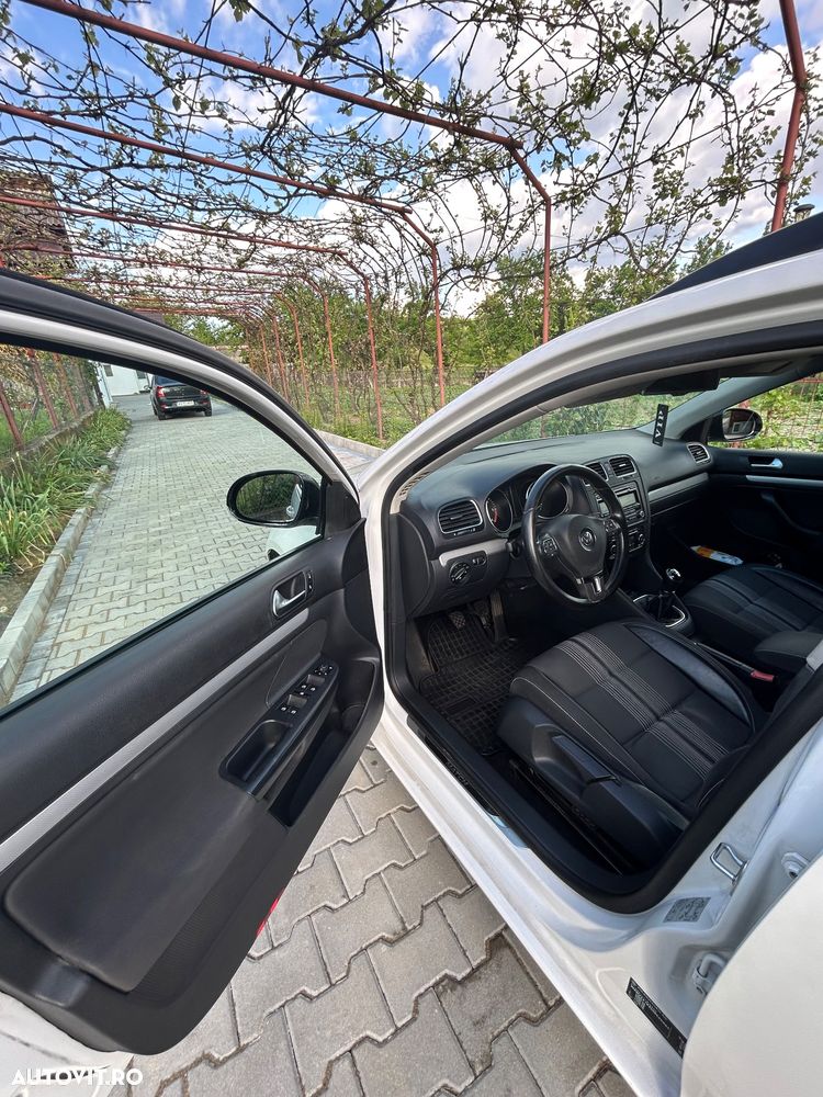 Volkswagen Golf 1.6 TDI DPF MATCH - 2