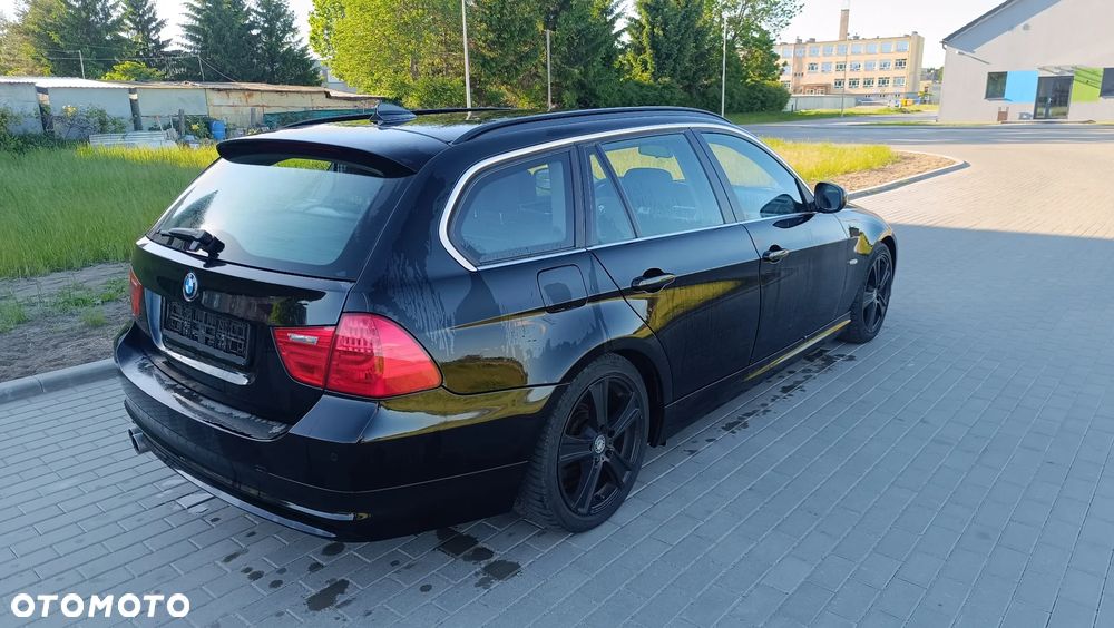 BMW Seria 3 330d DPF Edition Sport - 6