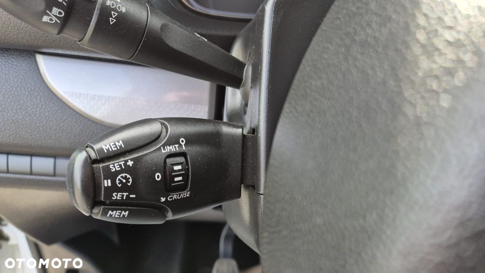 Citroën SpaceTourer M Business - 25