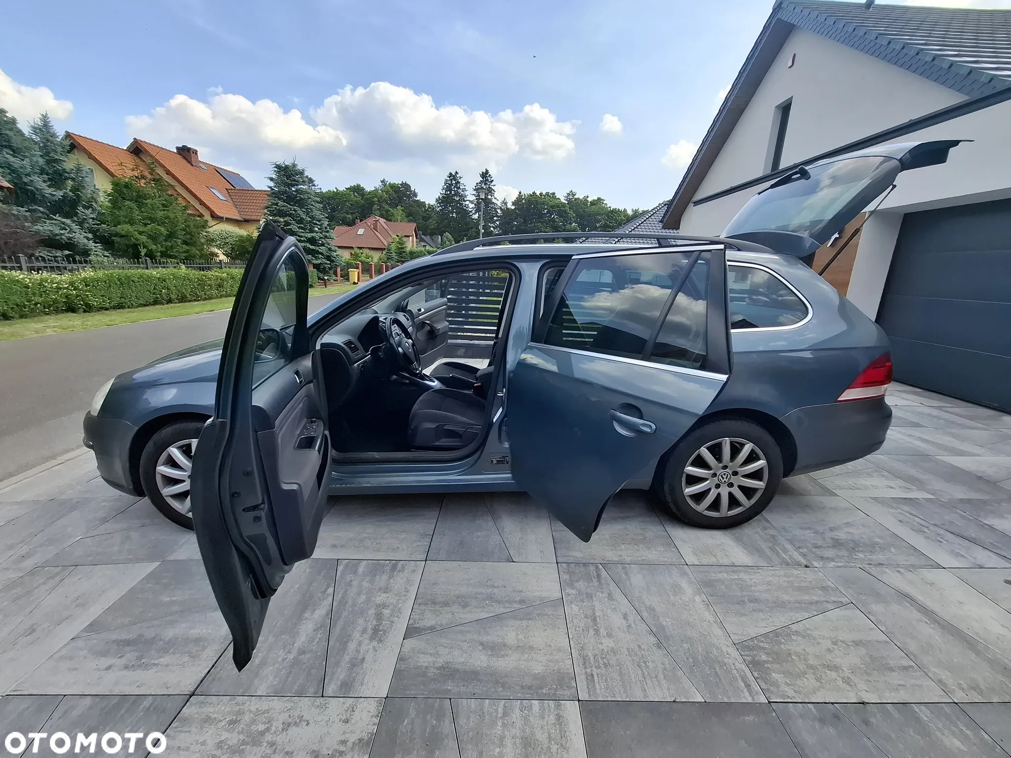 Volkswagen Golf - 4