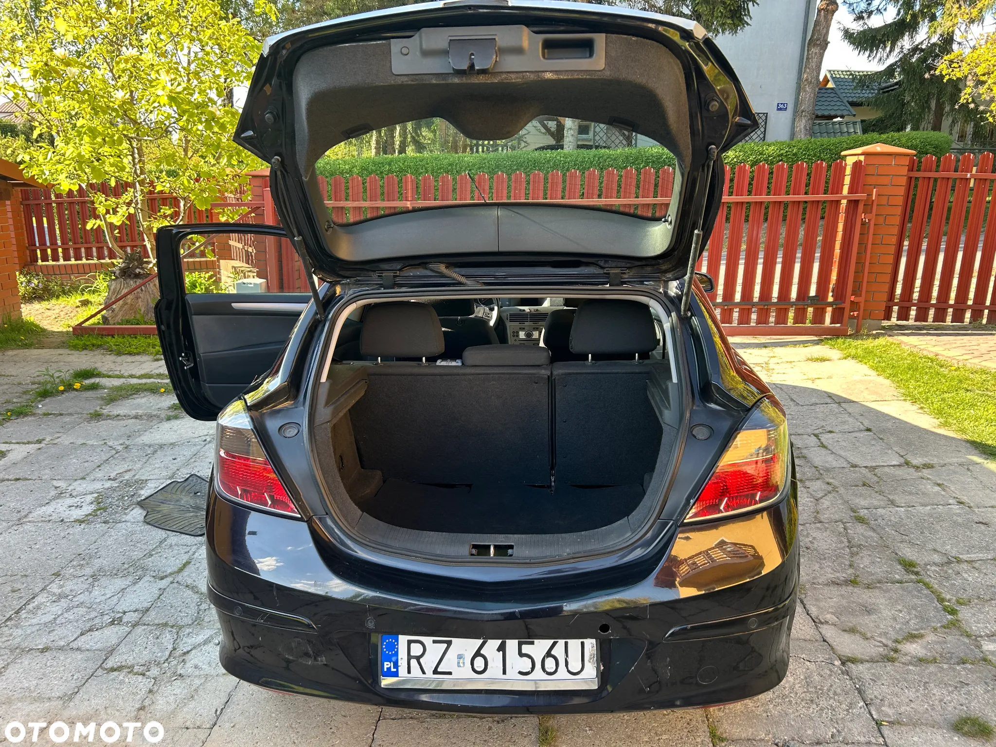 Opel Astra III GTC 1.6 Enjoy - 5
