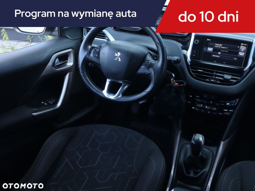 Peugeot 2008 - 9
