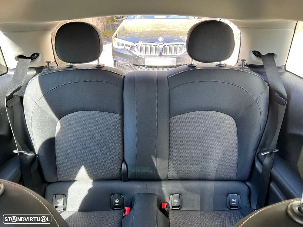 MINI 3 Portas Cooper D Seven - 13