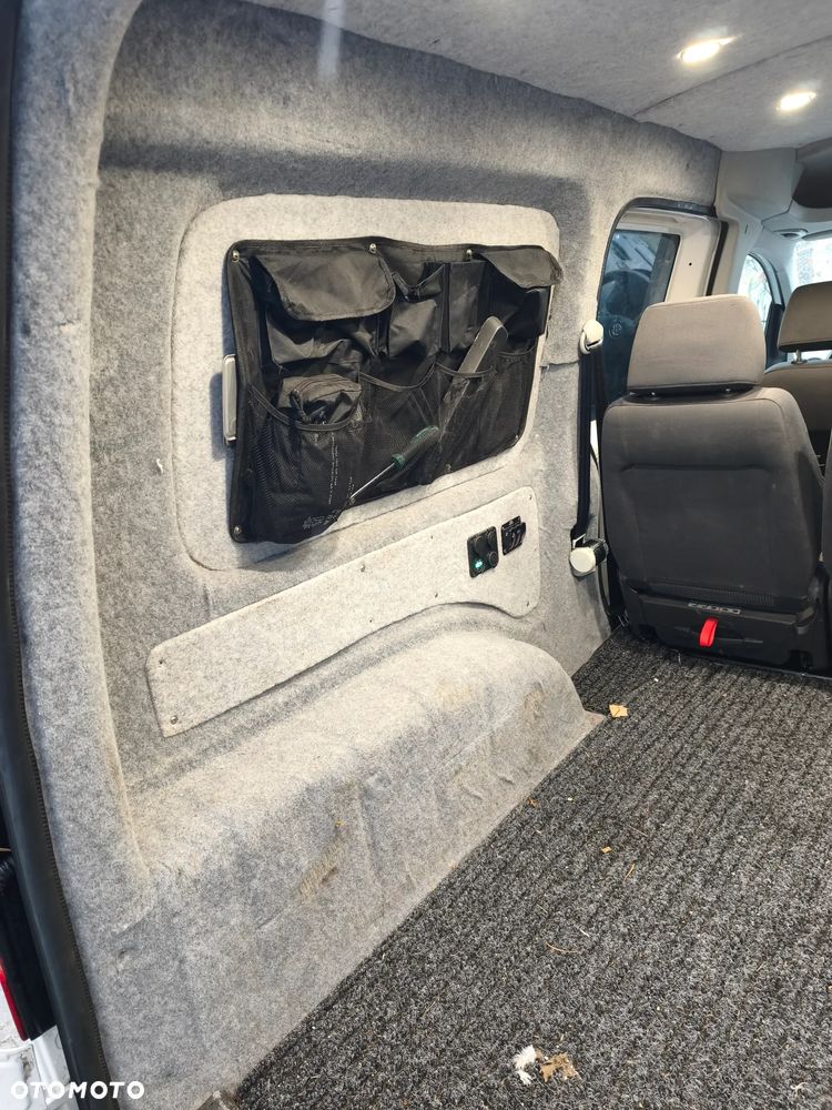 Volkswagen Caddy 1.9 Maxi Life (7-Si.) - 9