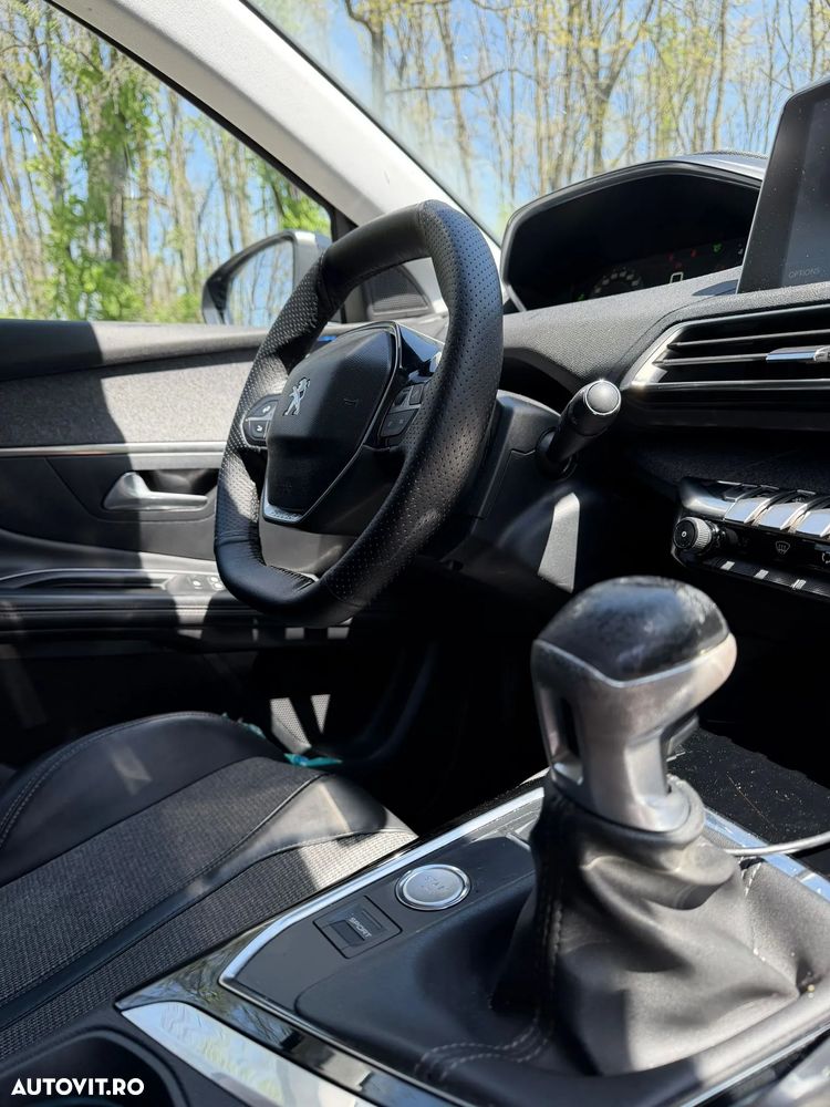 Peugeot 3008 2.0 BlueHDI S&S Allure - 9