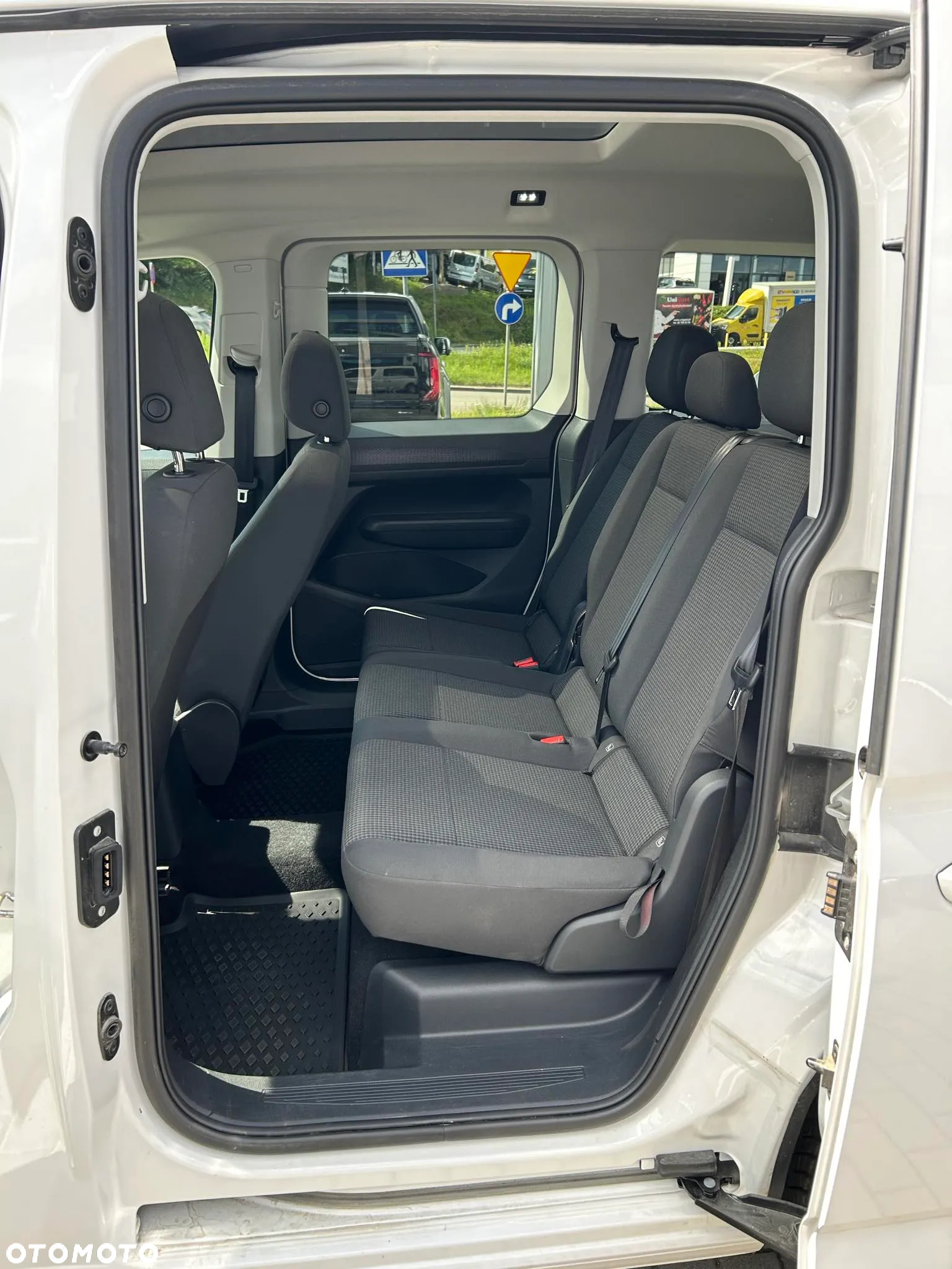 Volkswagen Caddy 1.5 TSI - 10