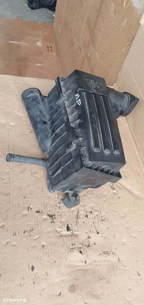 Obudowa filtra powietrza Audi A3 8P 1.9 TDI 3C0129607AD 3C0129601AJ - 3