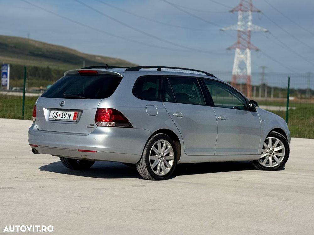 Volkswagen Golf 1.6 TDI DPF MATCH - 9