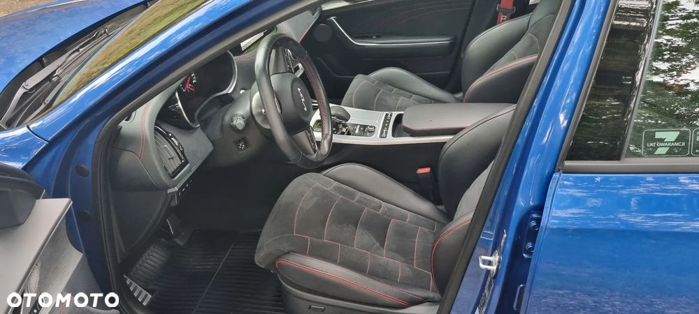 Kia Stinger - 5