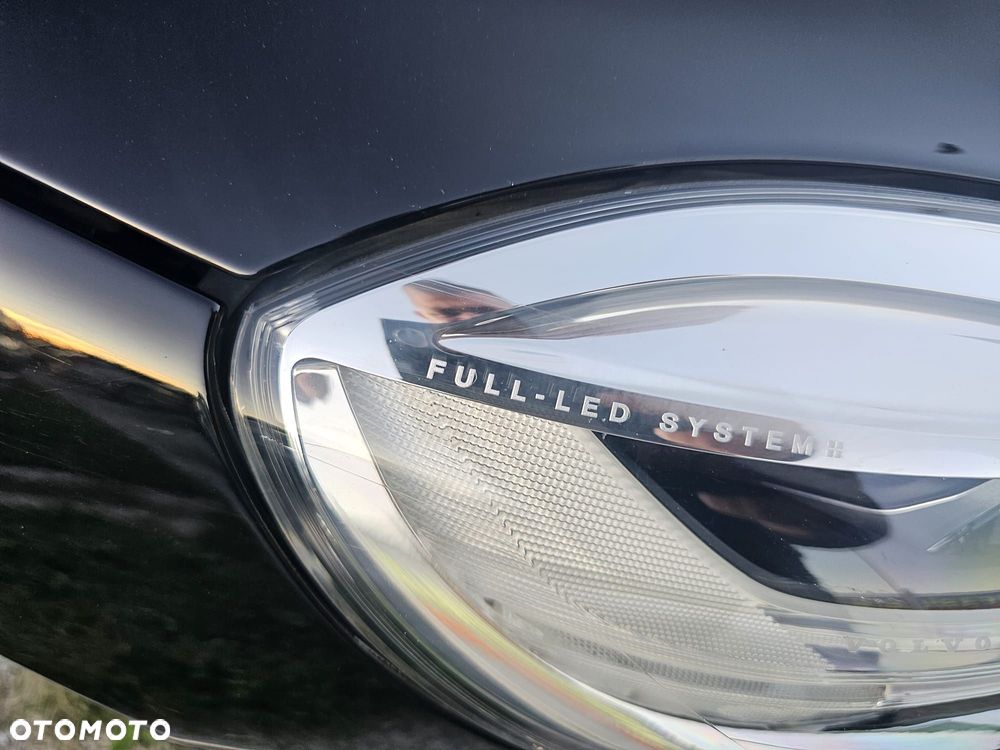 Volvo V40 Cross Country D2 Kinetic - 20