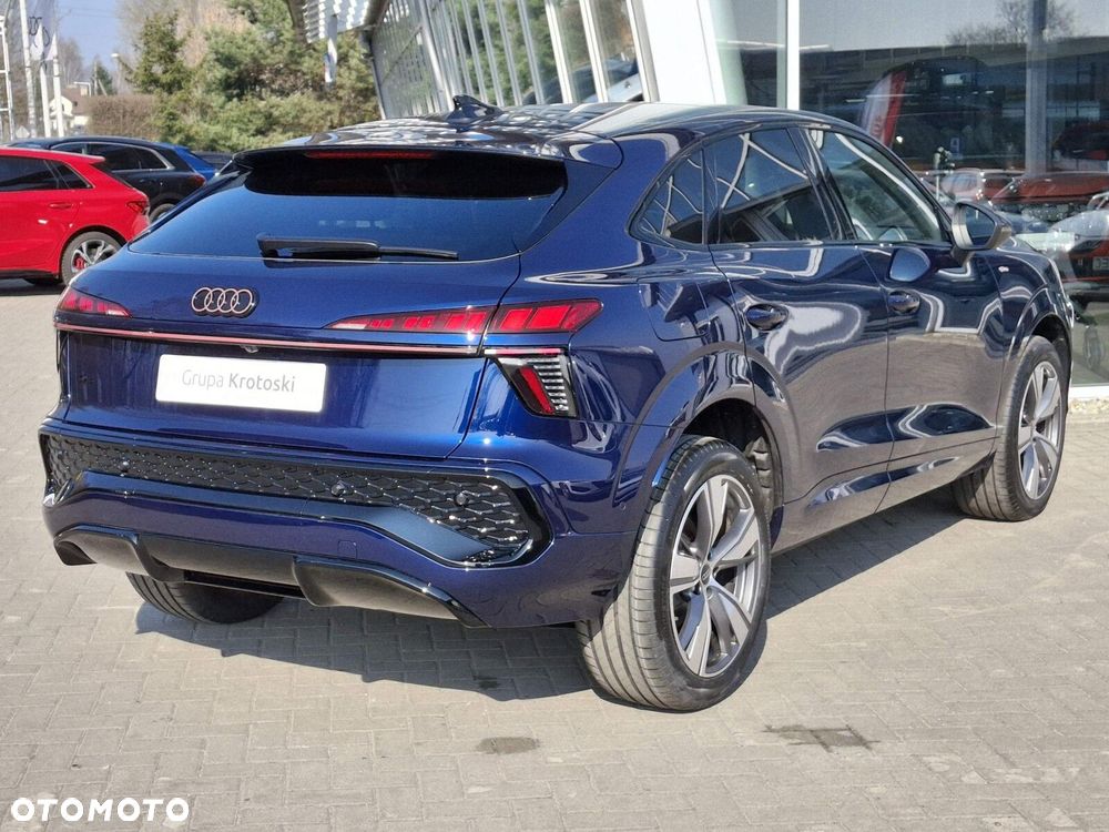 Audi Q3 Sportback - 6