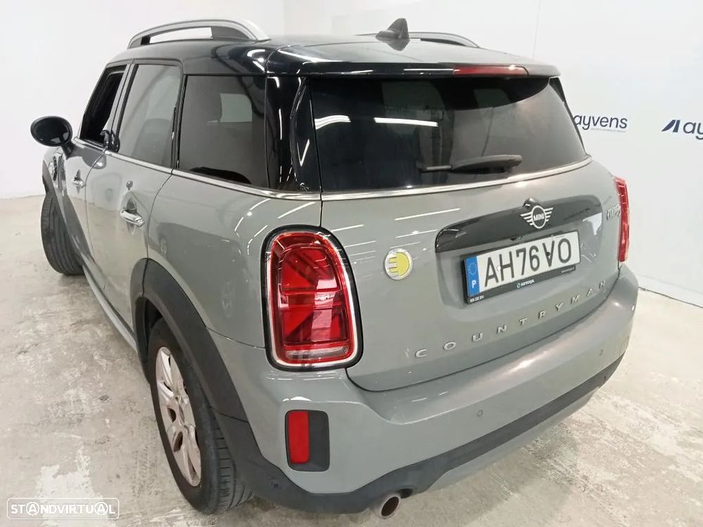 MINI Countryman Cooper SE ALL4 Auto - 2