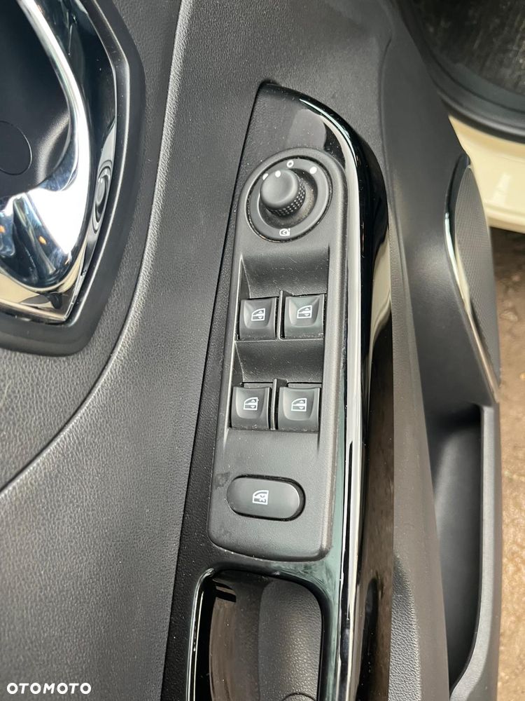 Renault Captur 1.5 dCi Energy Limited EDC - 14