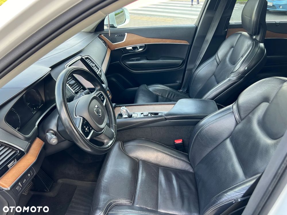 Volvo XC 90 T8 AWD Recharge Geartronic Inscription Edition - 12