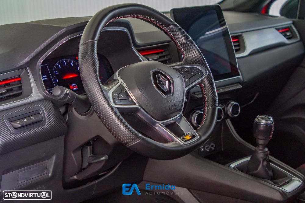 Renault Captur 1.3 TCe RS Line - 27