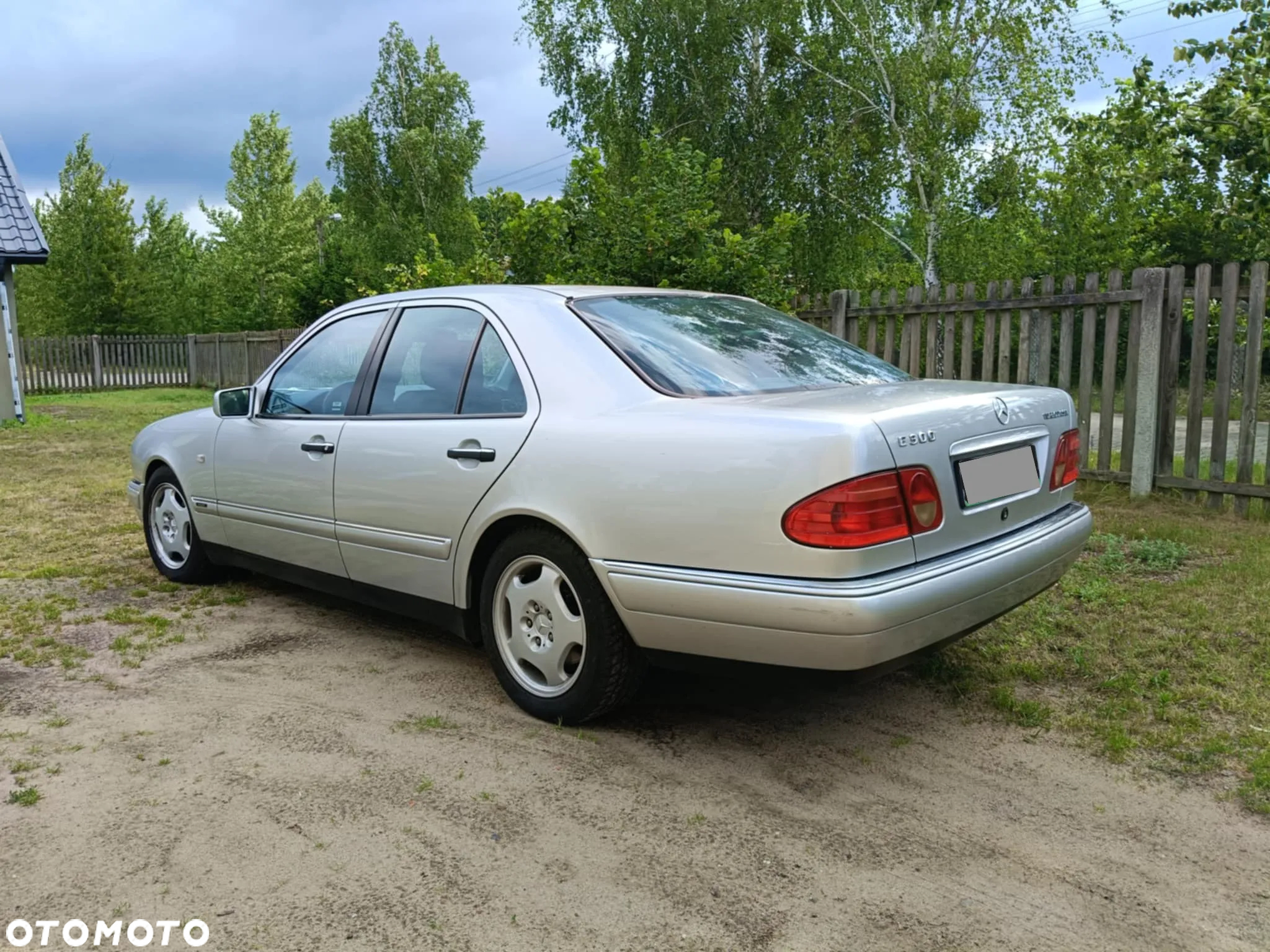 Mercedes-Benz Klasa E 300 T TD Avantgarde - 9