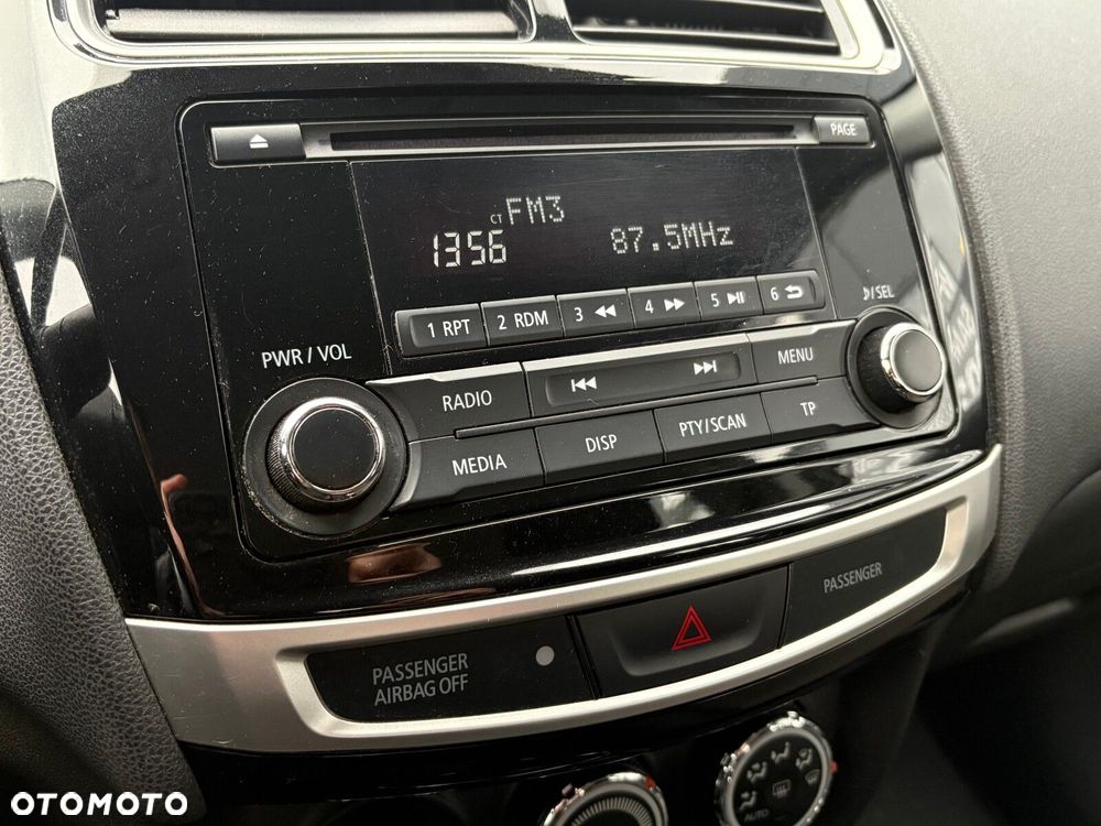 Mitsubishi ASX 1.6 Instyle - 24