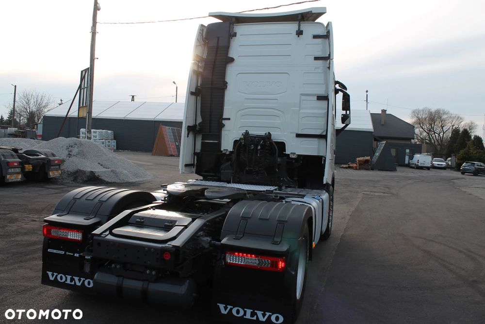Volvo FH460** XXL** salon PL **nowe opony** - 11