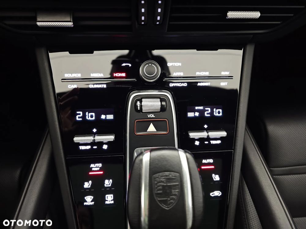 Porsche Cayenne Turbo - 22