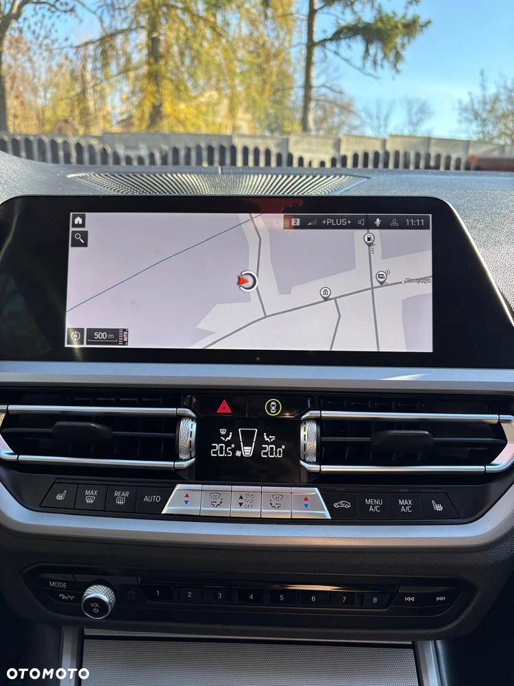 BMW Seria 3 318d Touring Sport Line - 20