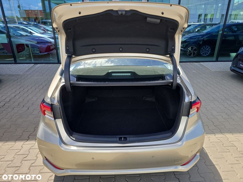 Toyota Corolla 1.5 Comfort - 13