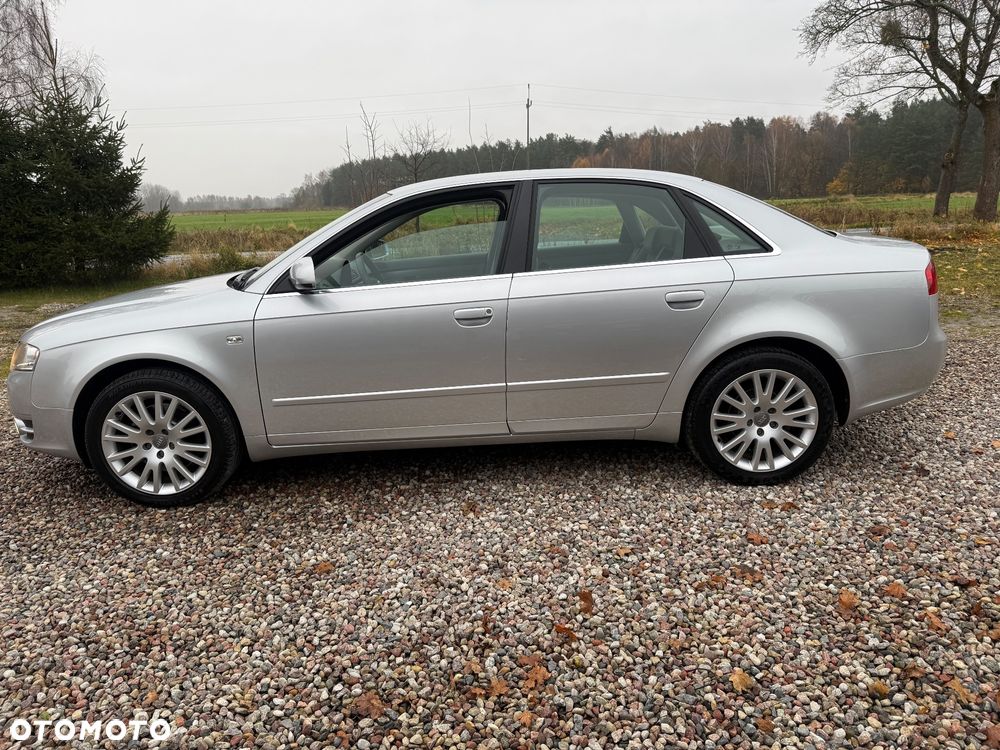 Audi A4 Limousine 1.8 T quattro - 11