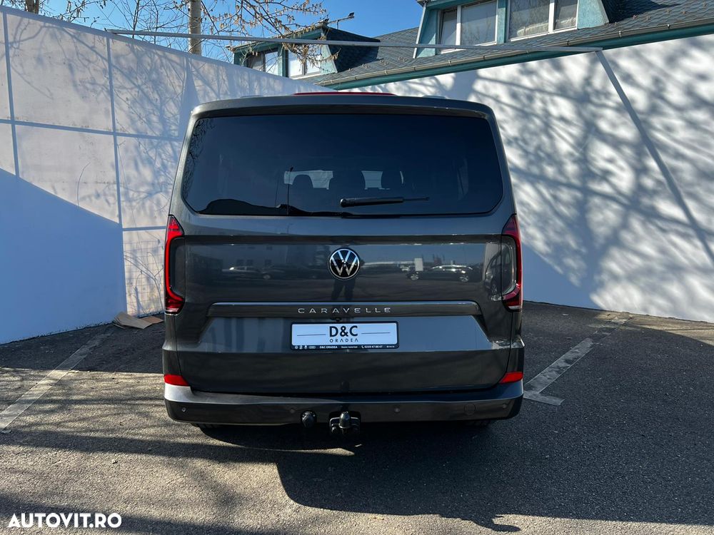 Volkswagen Caravelle - 4