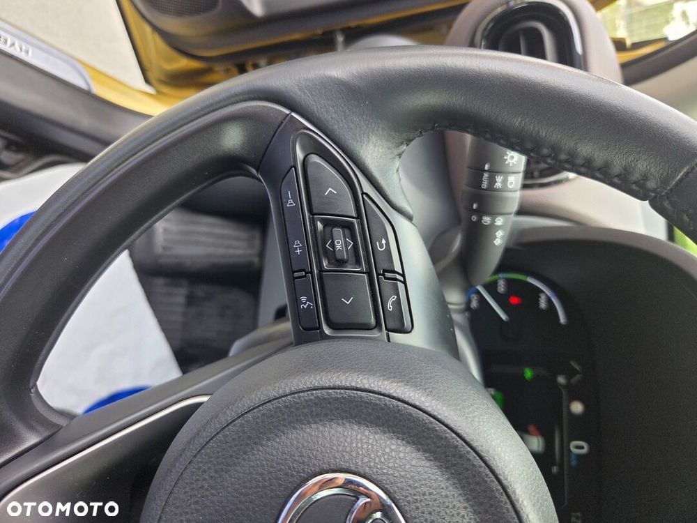 Toyota Yaris Cross - 23