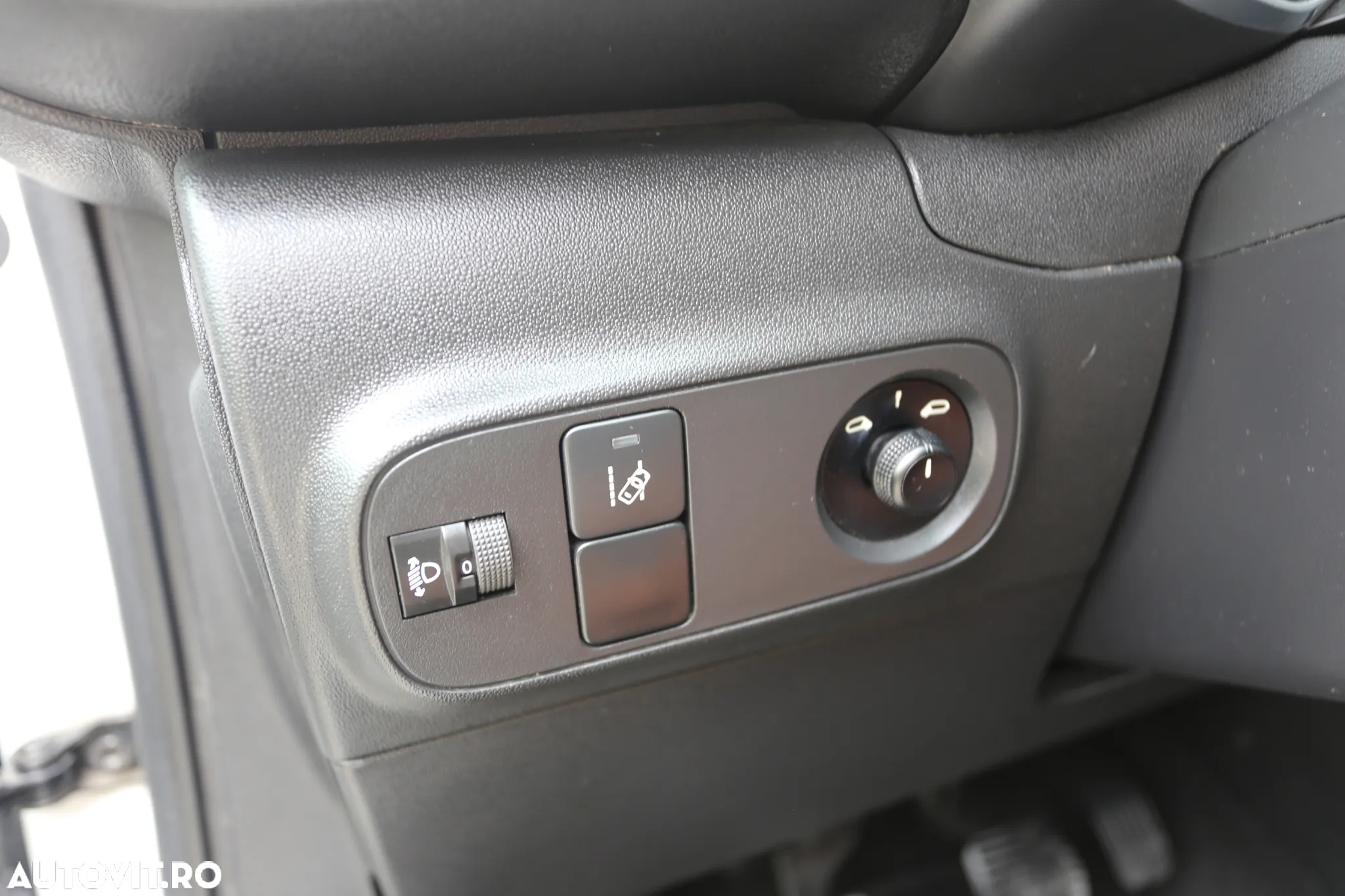 Citroën C3 1.2 PureTech BVM Shine - 10
