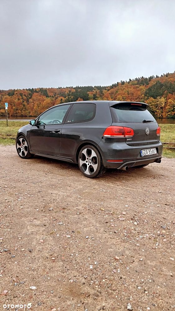 Volkswagen Golf 2.0 TSI GTI - 13
