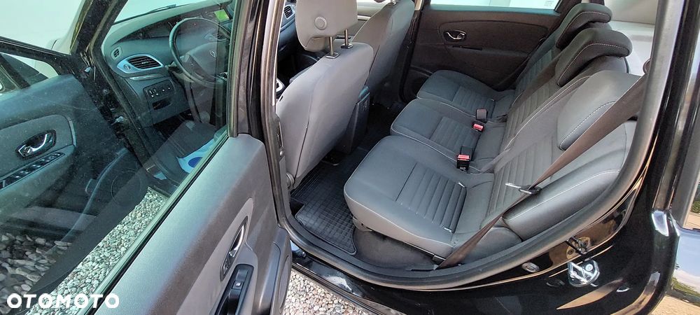 Renault Scenic 1.5 dCi Bose - 25